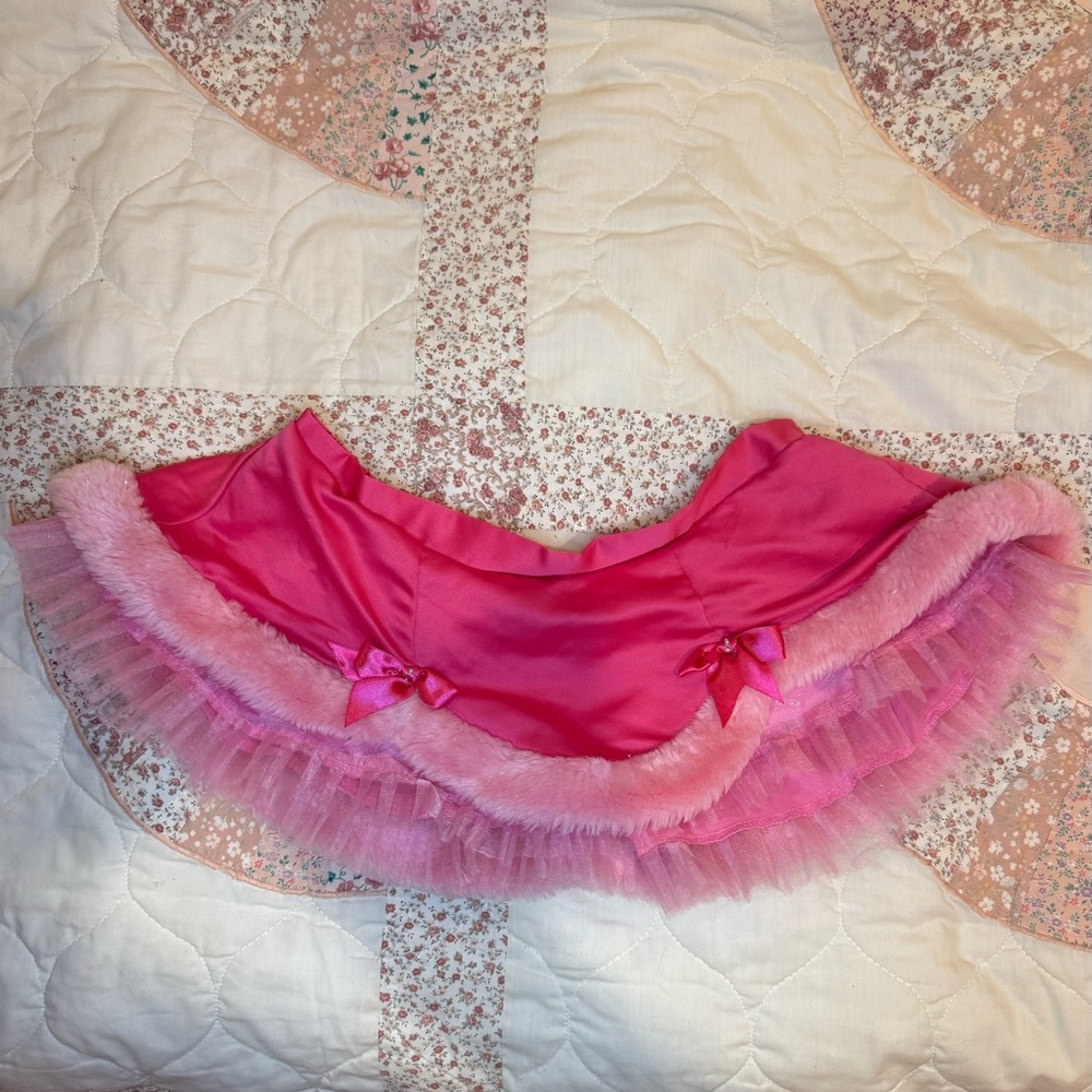 Victoria's Secret Sexy Little Things Pink Mini Skirt O/S Santa Costume